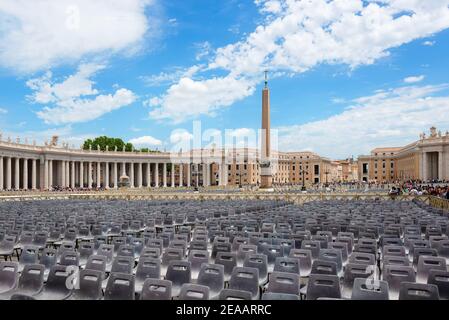 Città del Vaticano, 17 Giugno 2016 - La mattina in Piazza San Pietro Foto Stock