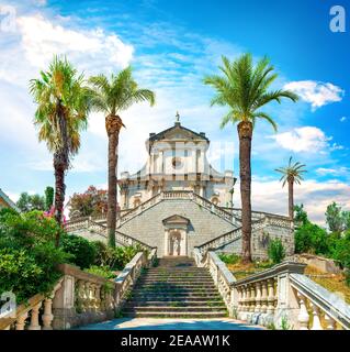 Prcanj, Montenegro Baia di Kotor. Chiesa della Natività di t. Egli vergine Foto Stock