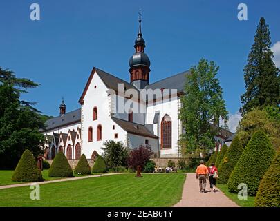Monastero di Eberbach vicino a Eltville am Rhein, Rheingau, Assia, Germania Foto Stock