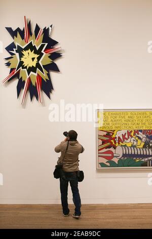 La mostra retrospettiva del Lichtenstein a Tate Modern che ha aperto Febbraio 18 Foto Stock