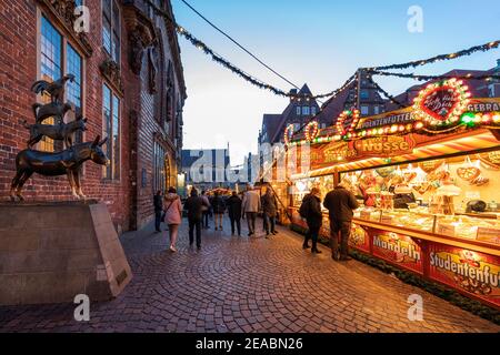 Musicisti della città di Brema, mercatino di Natale sulla piazza del mercato, Brema, Foto Stock