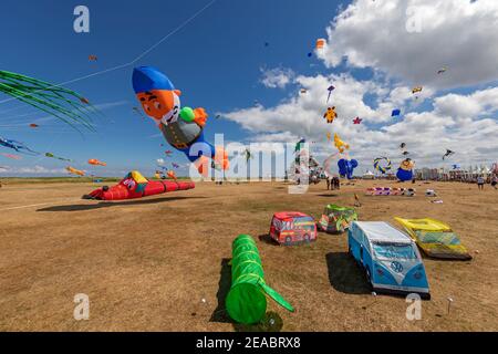 13° Festival internazionale del kite a Schillig, distretto del comune di Wangerland, distretto di Friesland, bassa Sassonia, Foto Stock