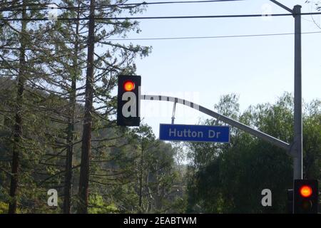 Beverly Hills, California, USA 8 Febbraio 2021 UNA visione generale dell'atmosfera di Hutton Drive l'8 Febbraio 2021 a Beverly Hills, California, USA. Foto di Barry King/Alamy Stock foto Foto Stock