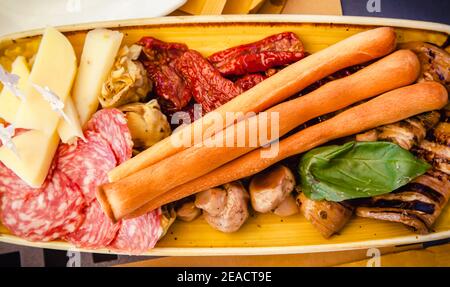 Ristorante, antipasti, piatti, antipasti, Cefalù, Sicilia, Italia Foto Stock