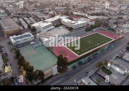 Una vista aerea del circuito della Belmont High School, lunedì 8 febbraio 2021, a Los Angeles. Foto Stock