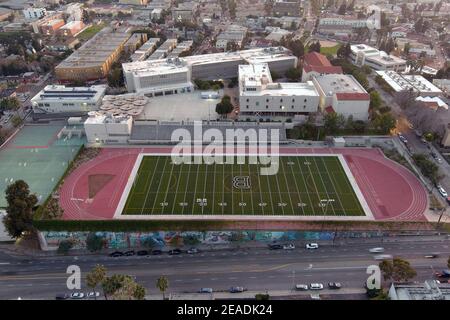 Una vista aerea del circuito della Belmont High School, lunedì 8 febbraio 2021, a Los Angeles. Foto Stock