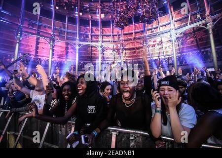 La star hip-hop americana Kendrick Lamar al festival iTunes 2013 Presso la Roundhouse di Londra Foto Stock