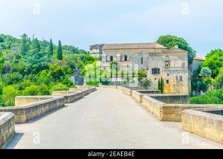 Ponte sul fiume Gardon, Francia Foto Stock