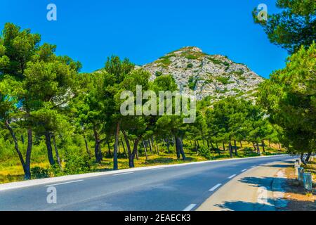 Campagna del massiccio delle alpilles in Francia Foto Stock