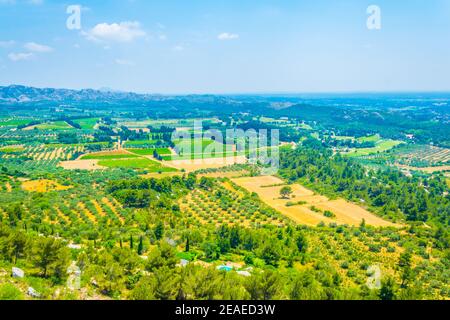 Campagna del massiccio delle alpilles in Francia Foto Stock