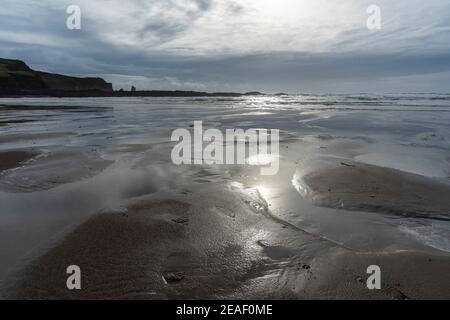 Spiaggia di Bantham nel sole invernale Foto Stock