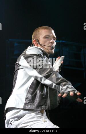 Justin Timberlake in concerto alla Wembley Arena di Londra, Regno Unito. 14 maggio 2003 Foto Stock