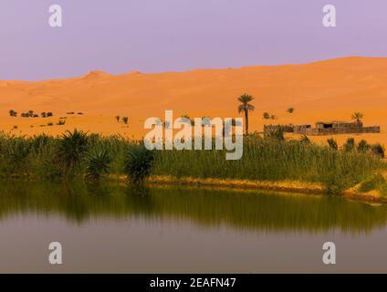 Laghi di Ubari, Fezzan, Umm al-Maa, Libia Foto Stock