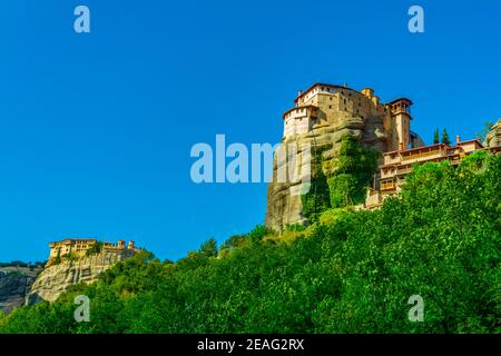 Monasteri di Roussanou e Varlaam a Meteora, Grecia Foto Stock