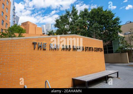 Massachusetts Institute of Technology (MIT) Ray e Maria Stata Center and Campus, Cambridge, Massachusetts, Stati Uniti. Foto Stock