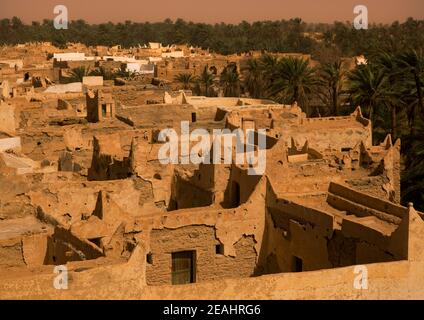 Tetti della città vecchia, Tripolitania, Ghadames, Libia Foto Stock