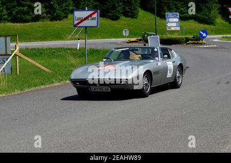 Lunz am See, Austria - 19 luglio 2013: Maserati Ghibli in scena da International Ennstal Classic 2013, un torneo annuale attraverso l'Austria per Foto Stock