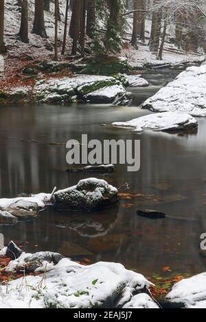 Valle Doubrava vicino Chotebor e Bilek. Altopiani bohemien-moravi (Ceskomoravska Vysocina), Repubblica Ceca Foto Stock