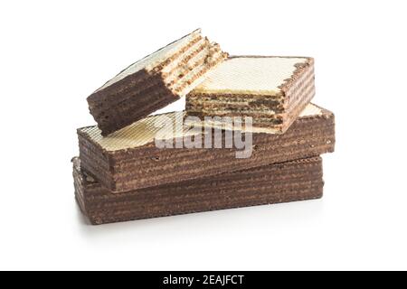 Biscotti croccanti al wafer ripieni di crema al cioccolato. Foto Stock