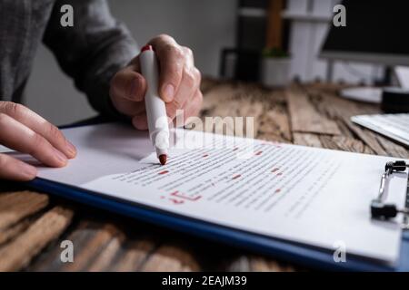 Script Proofread e frase grammatica controllo ortografico Foto Stock