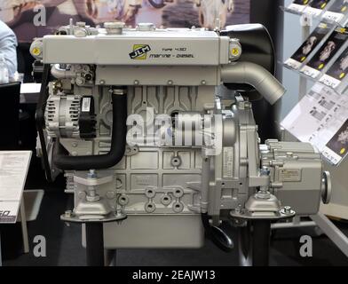 Moderno motore utilizzato sul industria marina espone a Zagreb Boat Show Foto Stock