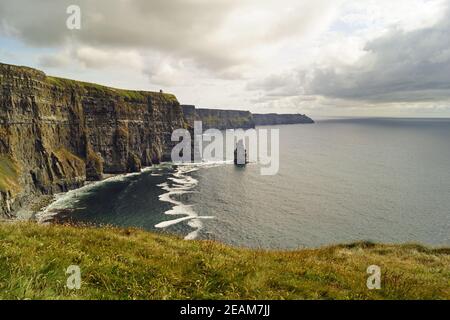 Wild Atlantic Way scogliere di Moher Foto Stock