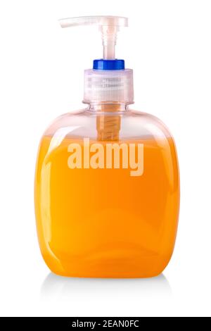 flacone di plastica del sapone liquido trasparente arancione isolato sfondo bianco Foto Stock