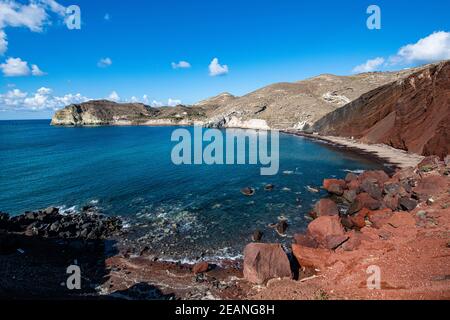 Spiaggia rossa, Santorini, Cicladi, Grecia, Europa Foto Stock