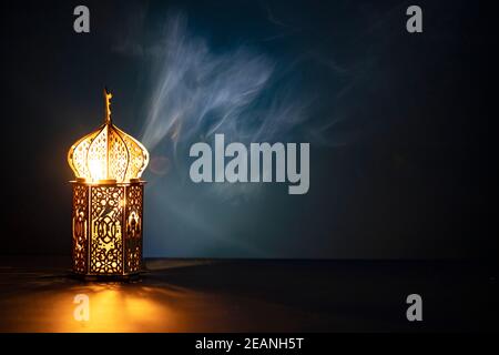 Lanterna araba, sfondo Ramadan kareem Foto Stock