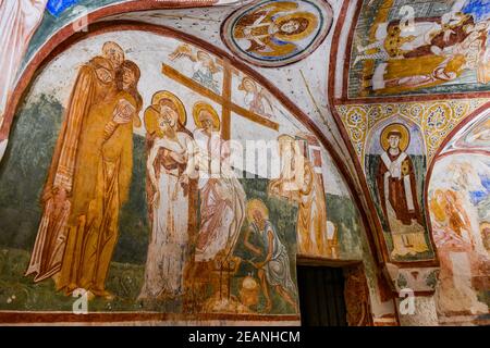 Cripta colorata degli affreschi, Patrimonio dell'Umanità dell'UNESCO, Udine, Friuli-Venezia Giulia, Italia, Europa Foto Stock