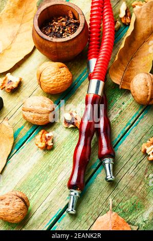 Shisha con noce Foto Stock