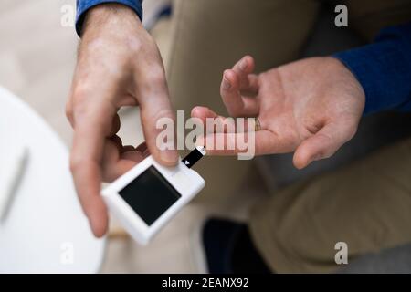 Livello di zucchero nel sangue. Glucosio diabetico Foto Stock