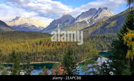 Fernpass Zugspitzblick Foto Stock