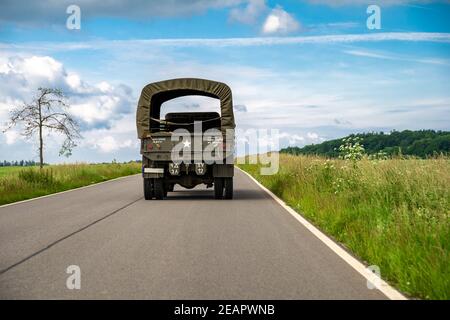 Guerra storicamente americano auto GMC CCKW Foto Stock