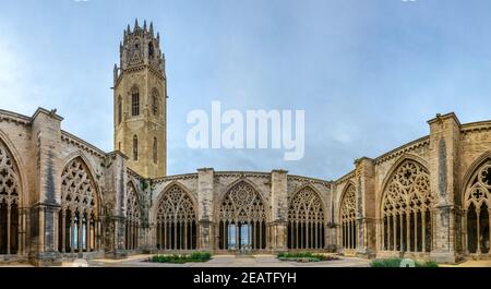 Chiostro parte della cattedrale di la Seu Vella a Lleida, Spagna Foto Stock