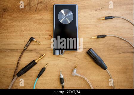 Lettore audio e connettori jack nel negozio audio Foto Stock