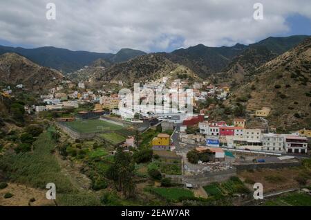 Vista sulla città di Vallehermoso in la Gomera. Foto Stock