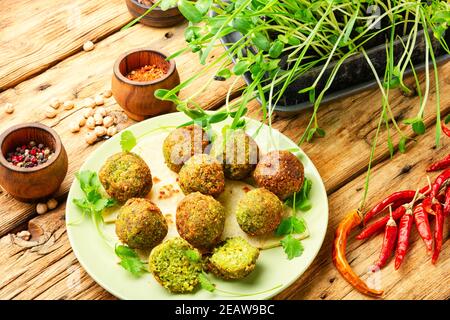 Falafel, vegan cibo israeliano Foto Stock