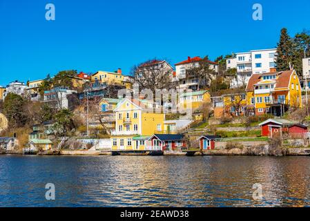 Piccolo villaggio sul Lago Malaren vicino Stoccolma in Svezia Foto Stock