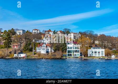 Piccolo villaggio sul Lago Malaren vicino Stoccolma in Svezia Foto Stock