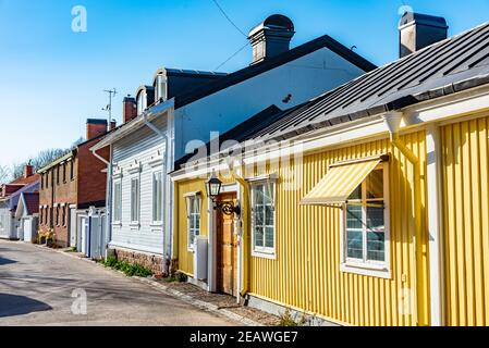 Tradizionali edifici in legno nel centro di Gavle, Svezia Foto Stock