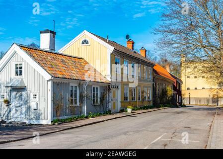 Tradizionali edifici in legno nel centro di Gavle, Svezia Foto Stock