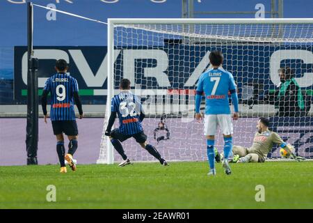 Bergamo, Italia. 10 Feb 2021. Bergamo, Italia, Gewiss Stadium, 10 febbraio 2021, Matteo Pessina (Atalanta) segna il secondo gol per la sua squadra durante Atalanta BC vs SSC Napoli - Calcio italiano Coppa Italia match Credit: Francesco Scaccianoce/LPS/ZUMA Wire/Alamy Live News Foto Stock