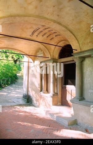 Serralunga di Crea, Piemonte/Italia-04/22/2009-Serralunga di Crea Sacri Monti è incluso nella lista dei Siti Patrimonio Mondiale dell'UNESCO. Foto Stock