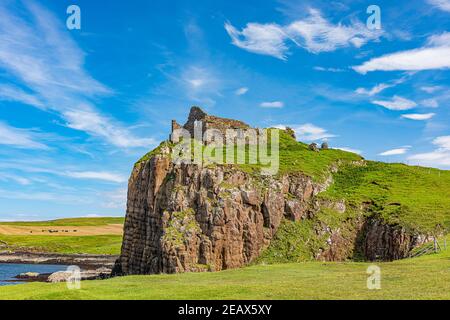 Rovine del castello di Duntulm - viste Foto Stock