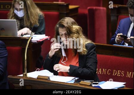 Ministro francese della cittadinanza, Marlene Schiappa durante i dibattiti della legge 'rispetto dei principi della Repubblica' all'Assemblea nazionale francese di Parigi, il 10 febbraio 202. Foto di Eliot Blondt/ABACAPRESS.COM Foto Stock