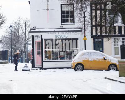 Queenborough, Kent, Regno Unito. 11 Febbraio 2021. Regno Unito Meteo: Neve a Queenborough, Kent. Credit: James Bell/Alamy Live News Foto Stock