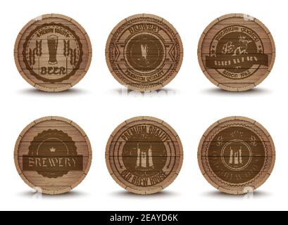 Birreria in legno emblemi stile retrò bevande gocciolatoio tappetini coasters la collezione di icone stampa un'illustrazione vettoriale isolata astratta Illustrazione Vettoriale