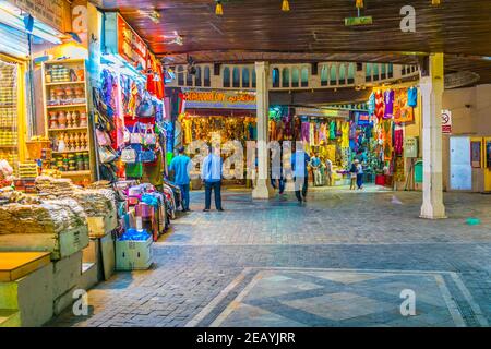 MASCATE, OMAN, 1 NOVEMBRE 2016: Vista del suq Muttrah a Mascate, Oman. Foto Stock