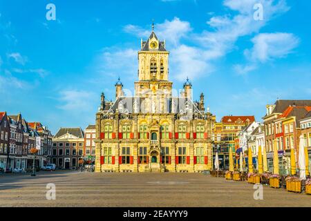 DELFT, PAESI BASSI, 7 AGOSTO 2018: Vista del municipio di Delft, Paesi Bassi Foto Stock